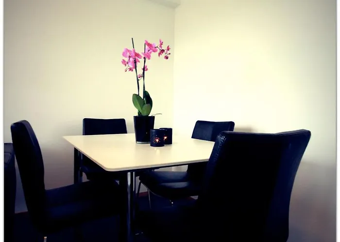 Flotmyrgarden 3*